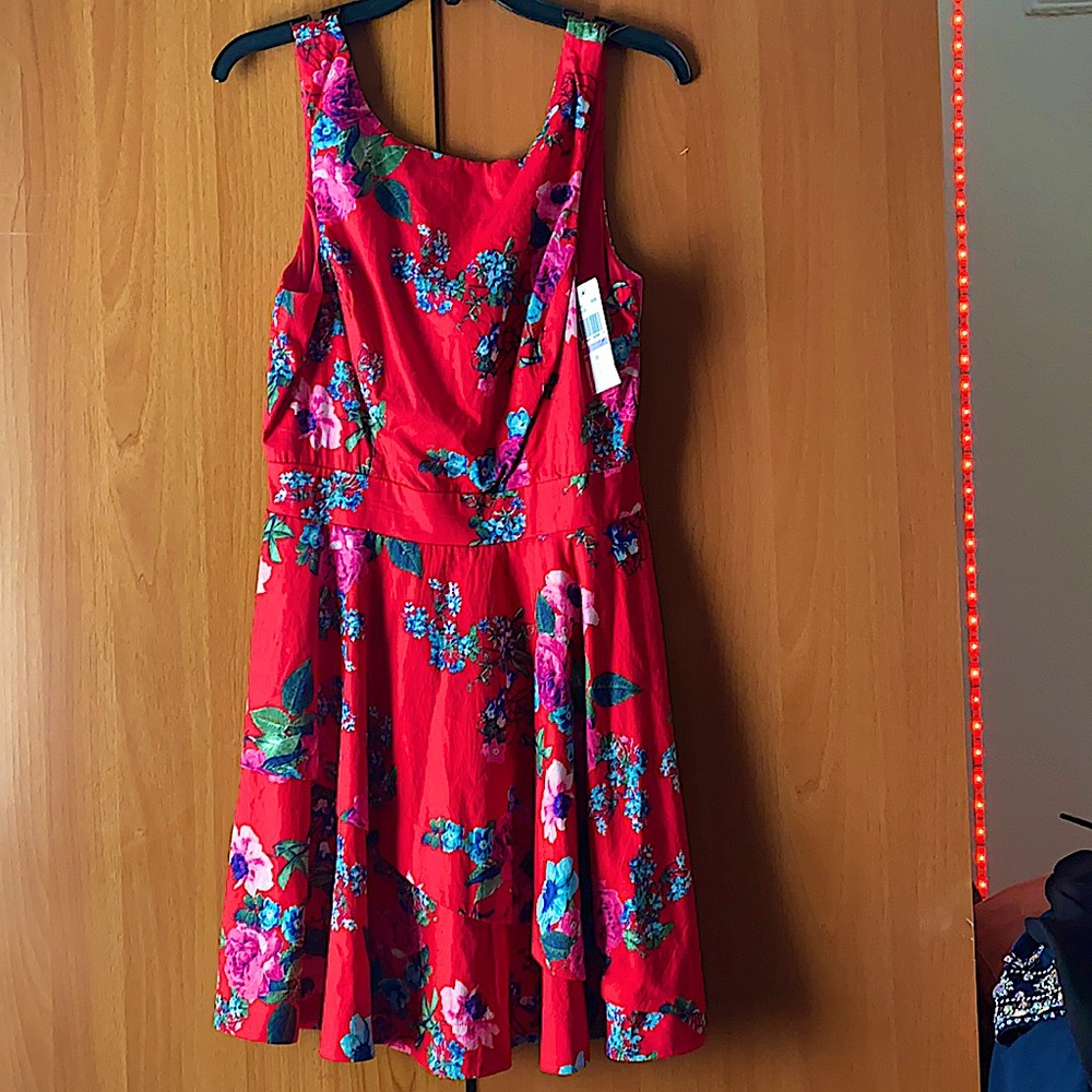 Macy’s dress NEVER WORN WITH TAG Red dress